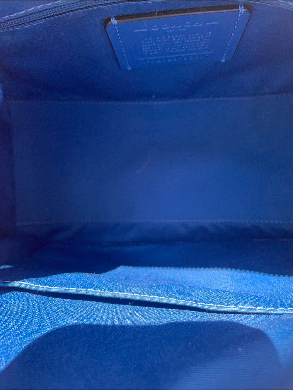 Coach Medium Signature Rowen with Blue Trim - Picture 5 of 9